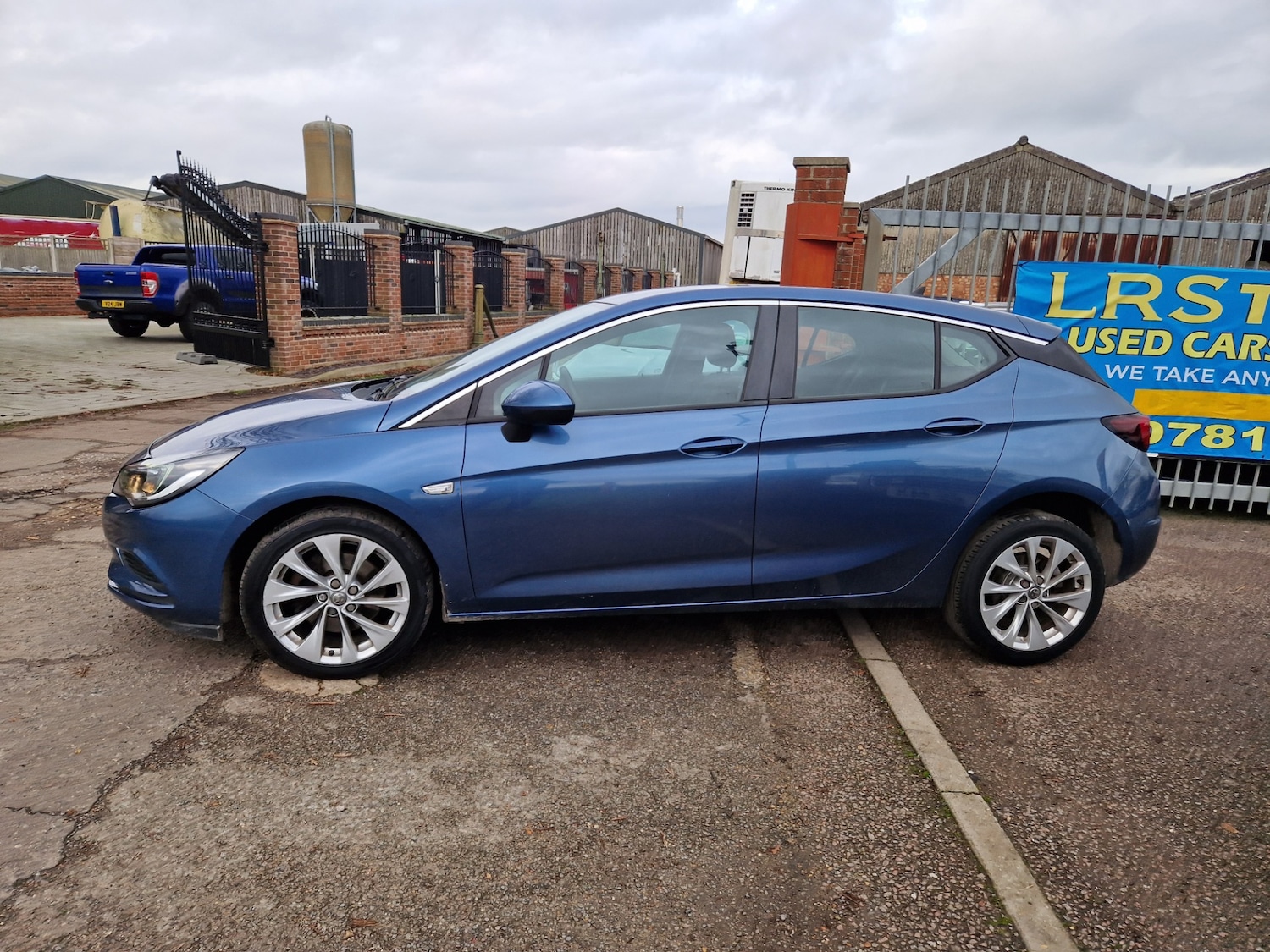 Used Vauxhall Astra 2016 for sale - 76918218: Photo 8