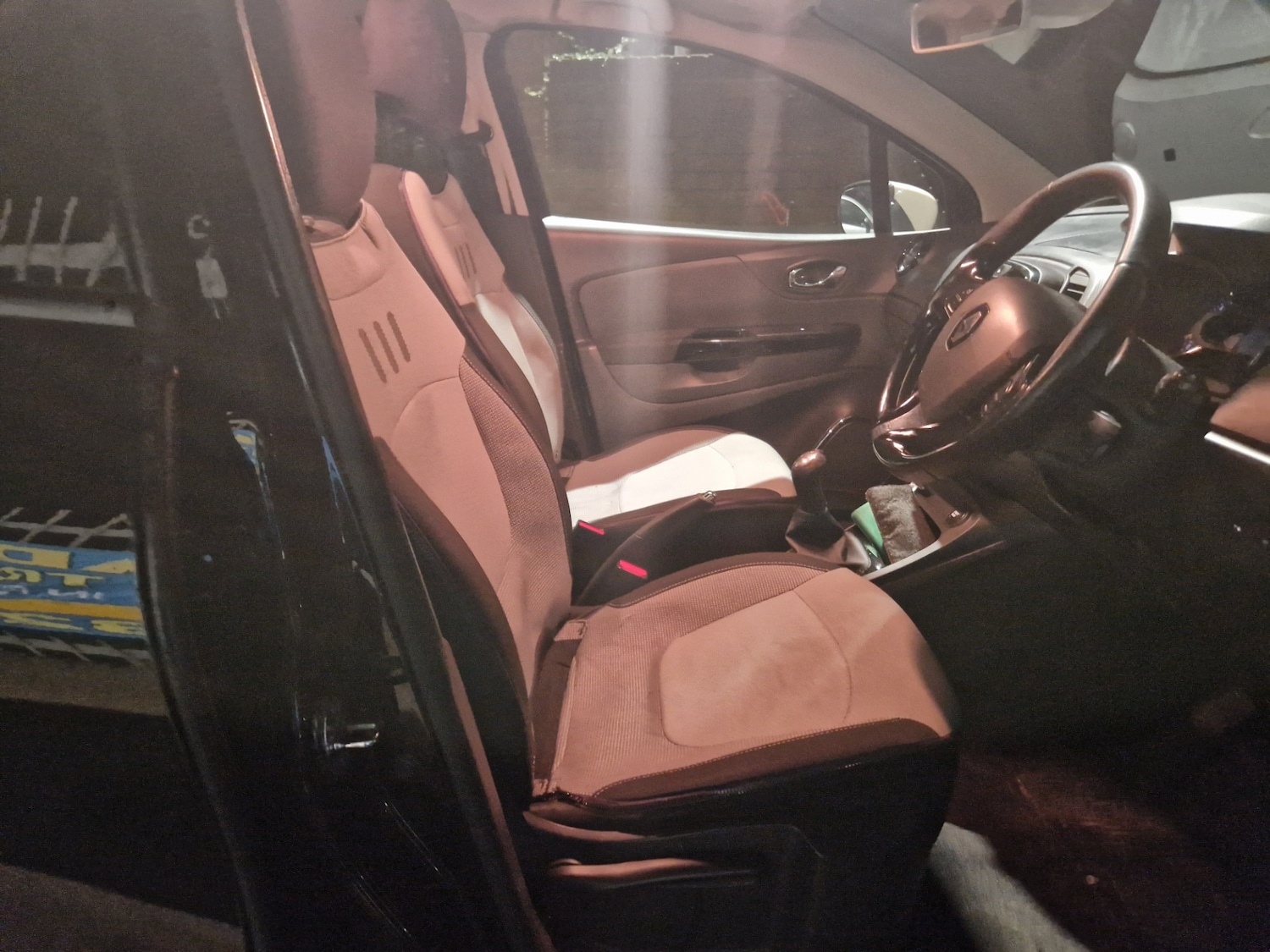 Used Renault Captur 2014 for sale - 77536096: Photo 12