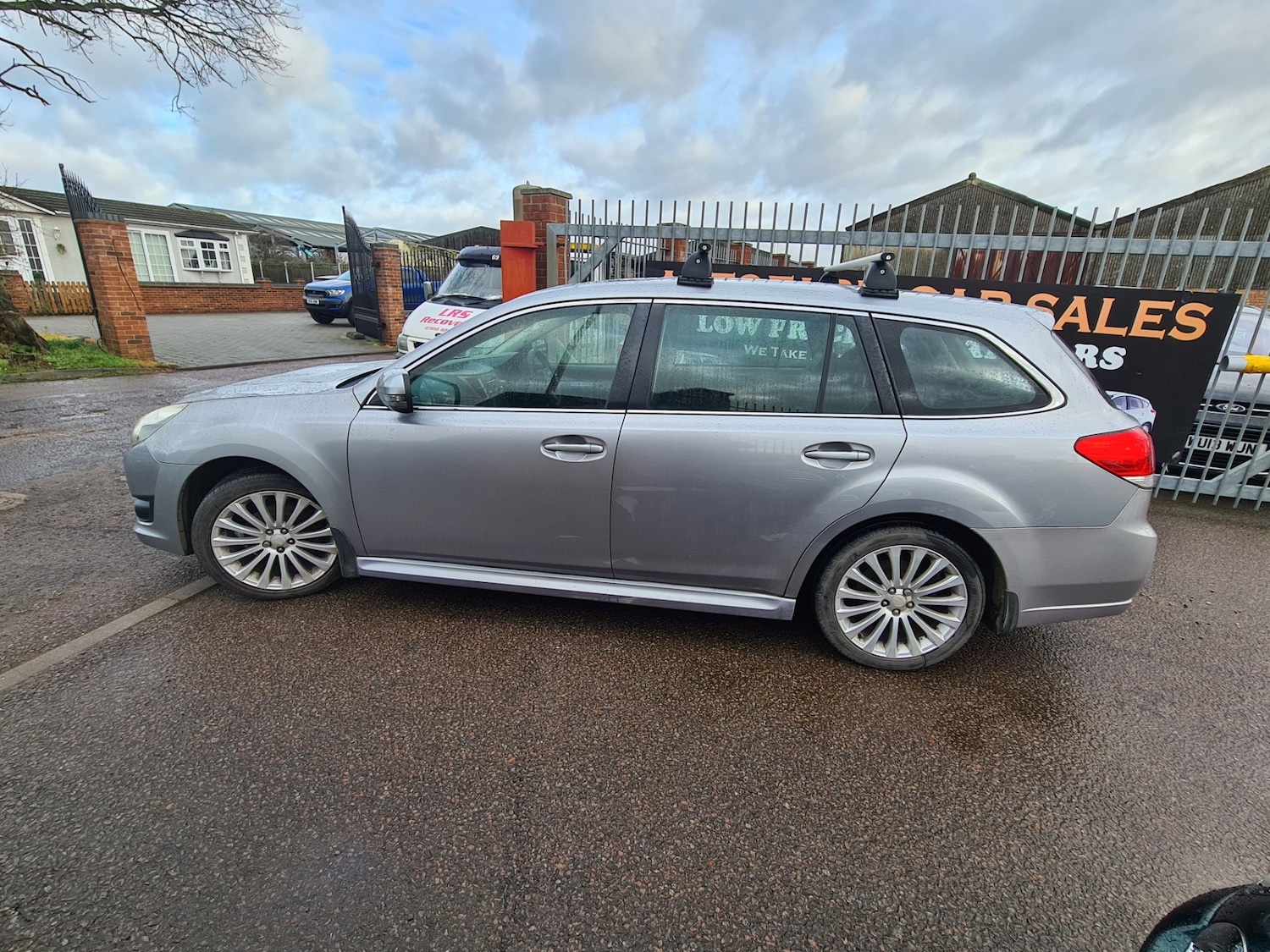Used Subaru Legacy 2010 for sale - 73606882: Photo 4