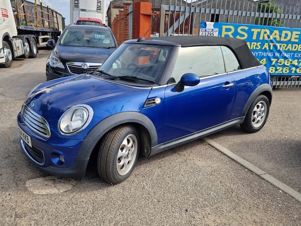 Used MINI Convertible 2014 for sale - 75663020: Photo 4