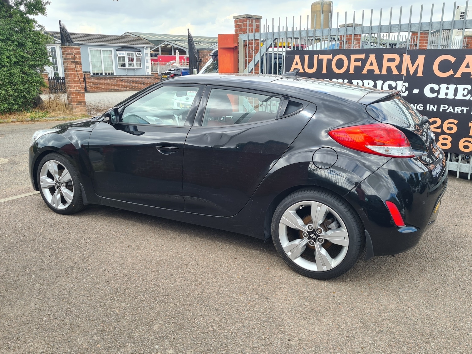 Used Hyundai Veloster 2016 for sale - 78210506: Photo 4