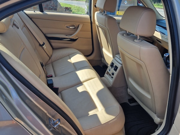Used BMW 3 Series 2011 for sale - 74487022: Photo 16