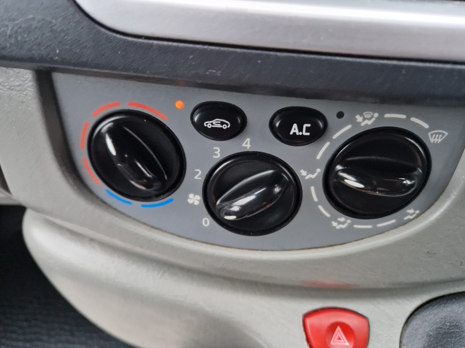 Used Vauxhall Vivaro 2010 for sale - 77206964: Photo 19