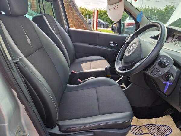 Used Renault Grand Modus 2011 for sale - 74480644: Photo 14