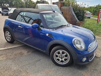 Used MINI Convertible 2014 for sale - 77453549: Photo