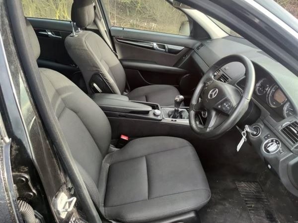 Used Mercedes-Benz C-Class 2010 for sale - 76177652: Photo 10