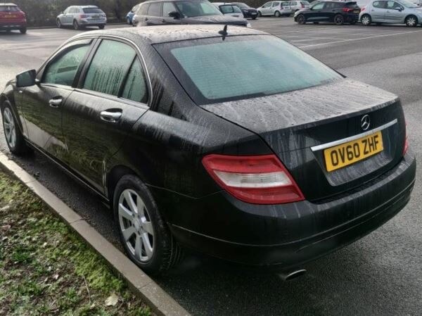 Used Mercedes-Benz C-Class 2010 for sale - 76177652: Photo 7