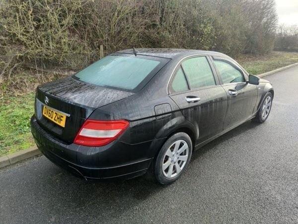 Used Mercedes-Benz C-Class 2010 for sale - 76177652: Photo 9