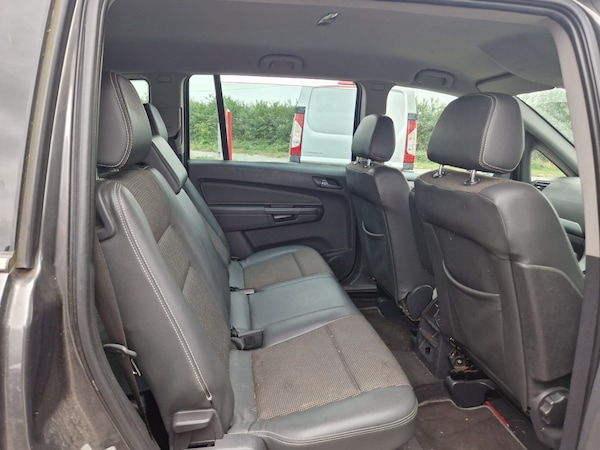 Used Vauxhall Zafira 2009 for sale - 75675361: Photo 13