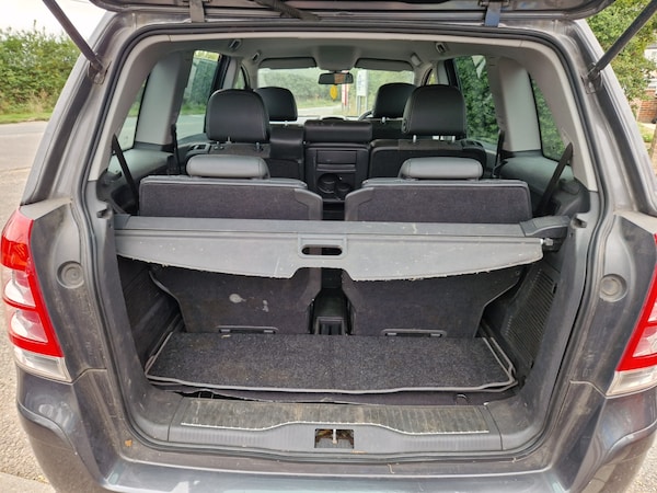 Used Vauxhall Zafira 2009 for sale - 75675361: Photo 15