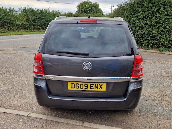 Used Vauxhall Zafira 2009 for sale - 75675361: Photo 7