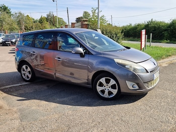 Renault Grand Scenic feature image