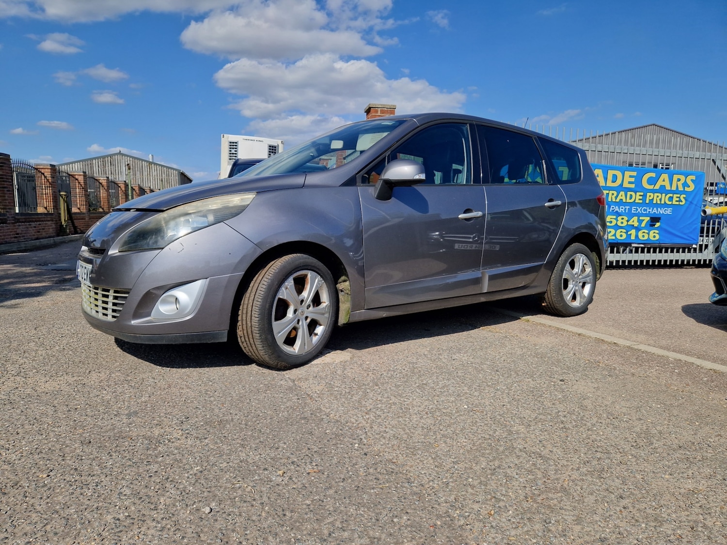 Used Renault Grand Scenic 2012 for sale - 77449888: Photo 4