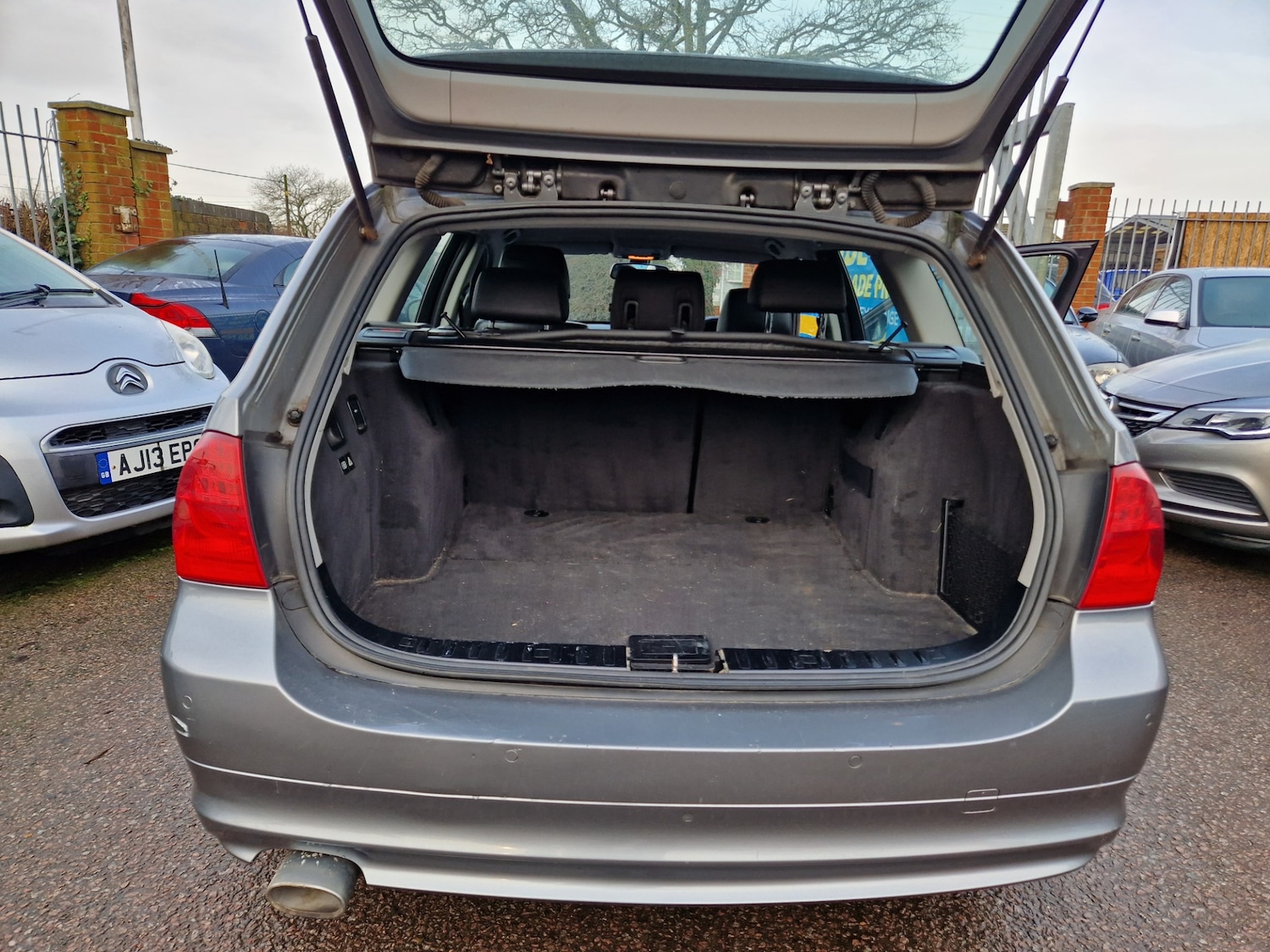 Used BMW 3 Series 2012 for sale - 77616132: Photo 21