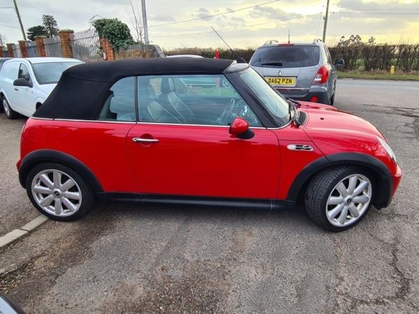 Used MINI Convertible 2008 for sale - 77501849: Photo 2