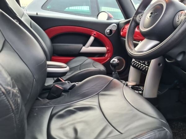 Used MINI Convertible 2008 for sale - 77501849: Photo 21