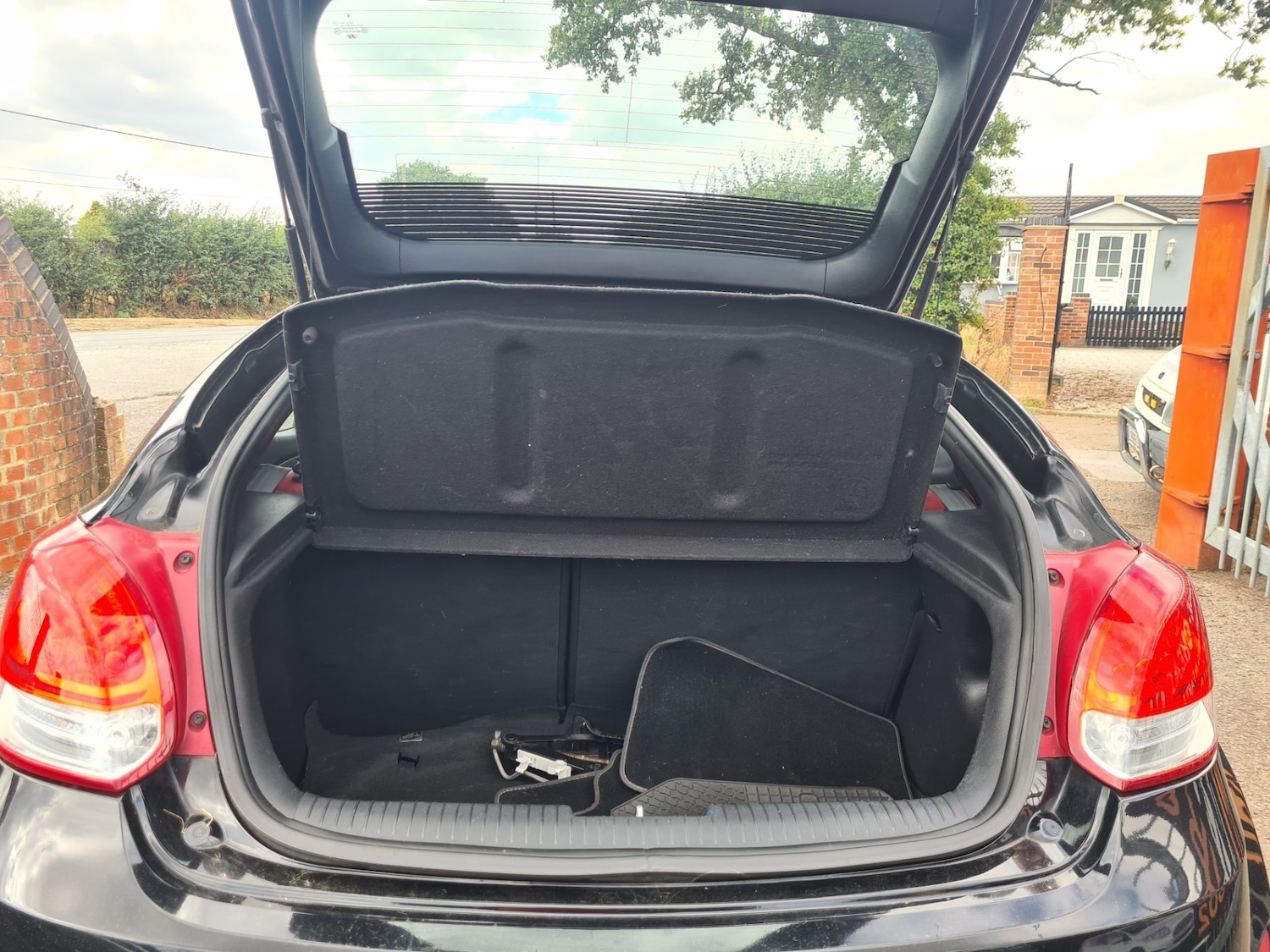 Used Hyundai Veloster 2016 for sale - 77164863: Photo 13