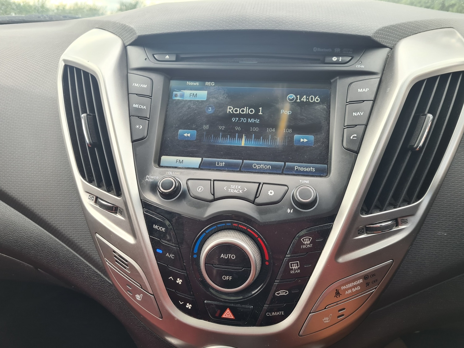 Used Hyundai Veloster 2016 for sale - 77164863: Photo 7