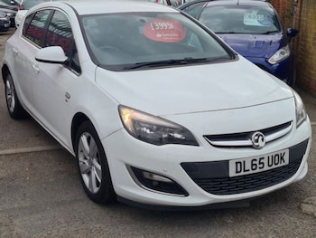 Vauxhall - Astra