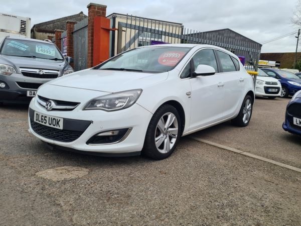 Used Vauxhall Astra 2015 for sale - 76126059: Photo 2