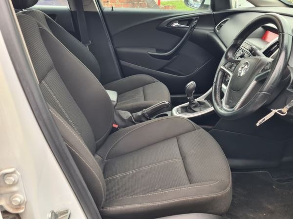 Used Vauxhall Astra 2015 for sale - 76126059: Photo 9