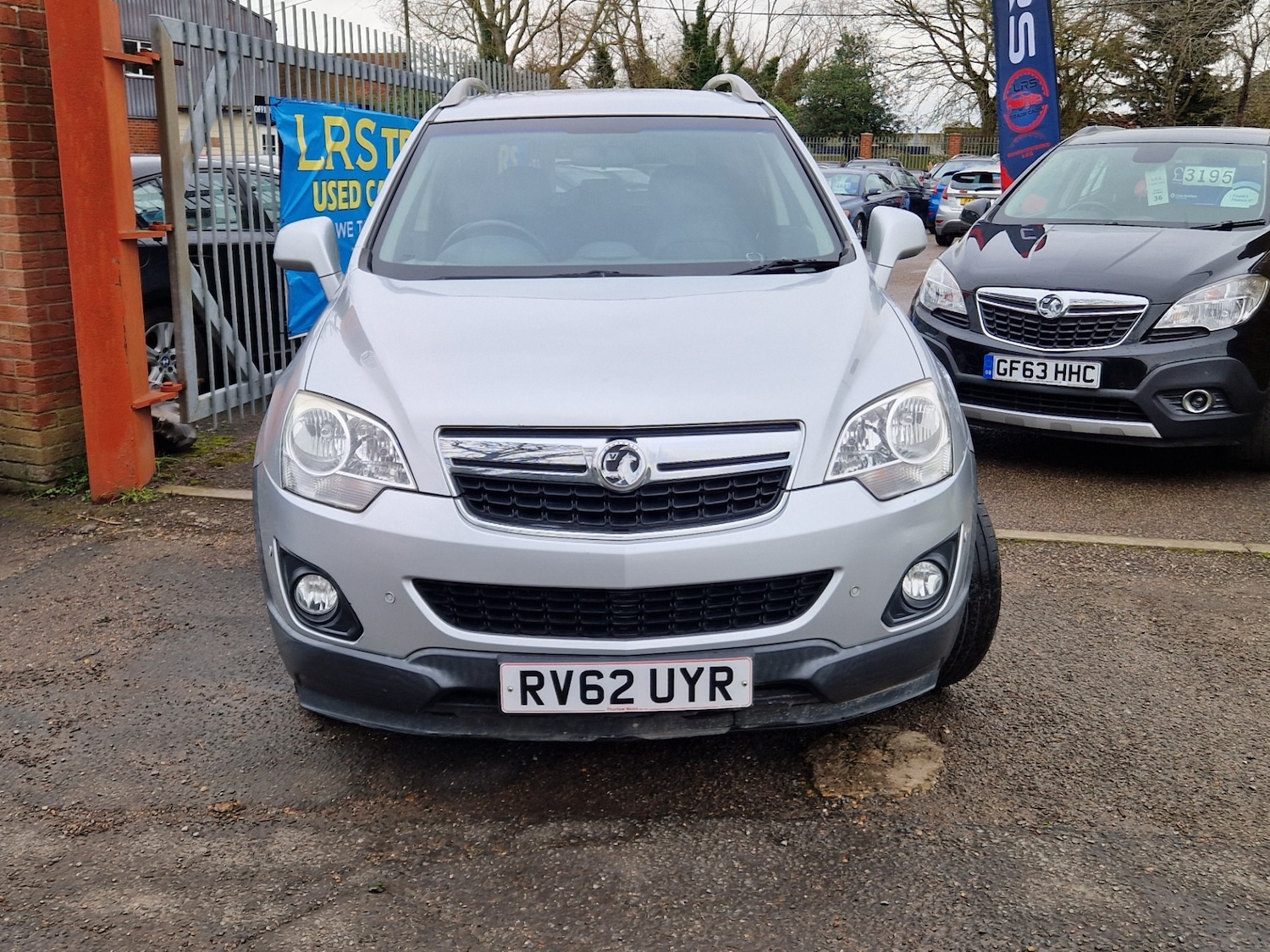 Used Vauxhall Antara 2012 for sale - 77687316: Photo 2