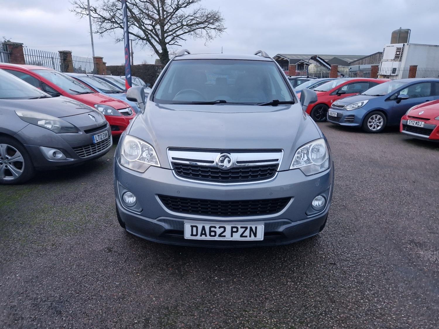 Used Vauxhall Antara 2012 for sale - 77235626: Photo 2