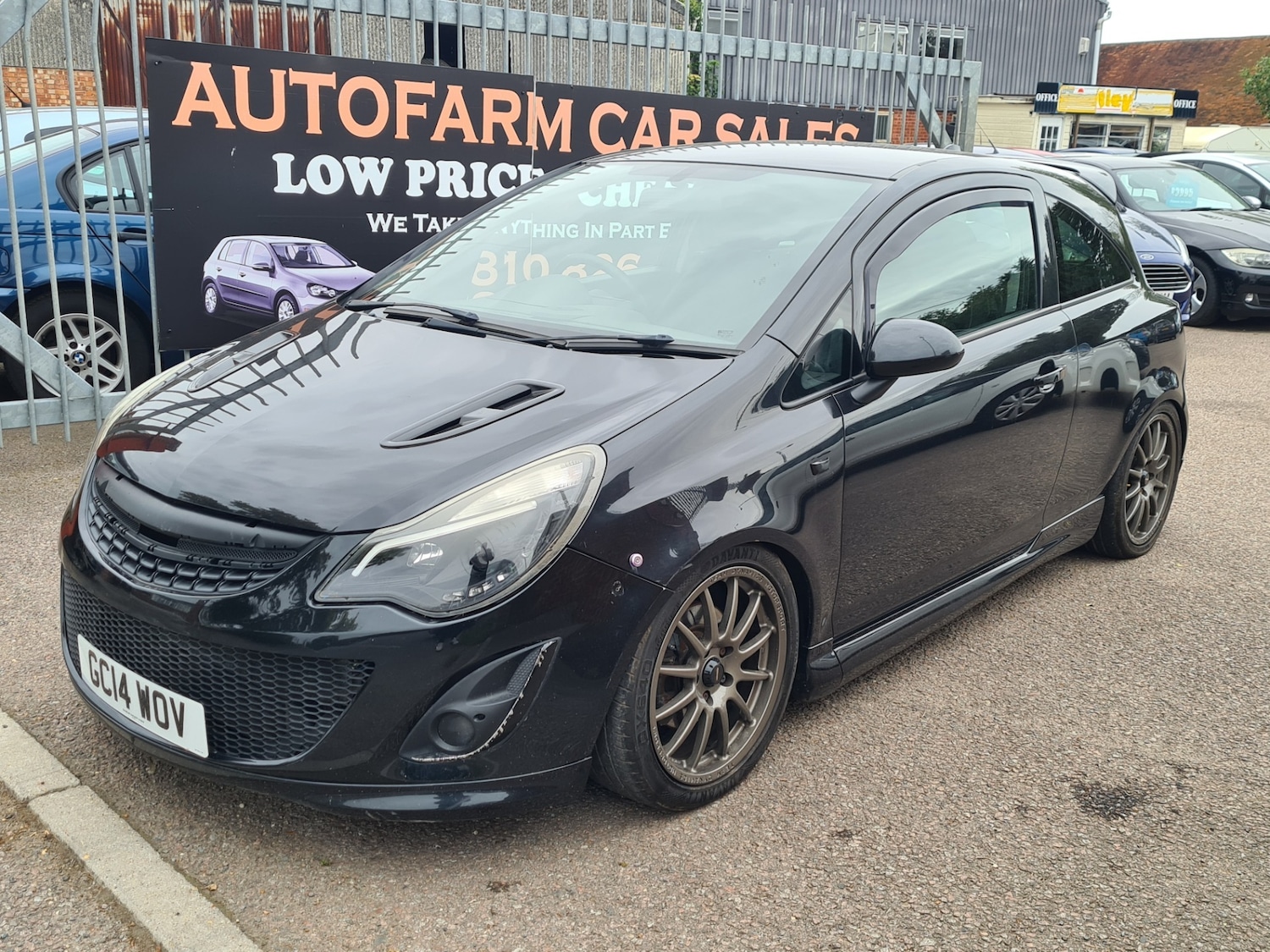 Used Vauxhall Corsa 2014 for sale - 78210312: Photo 2