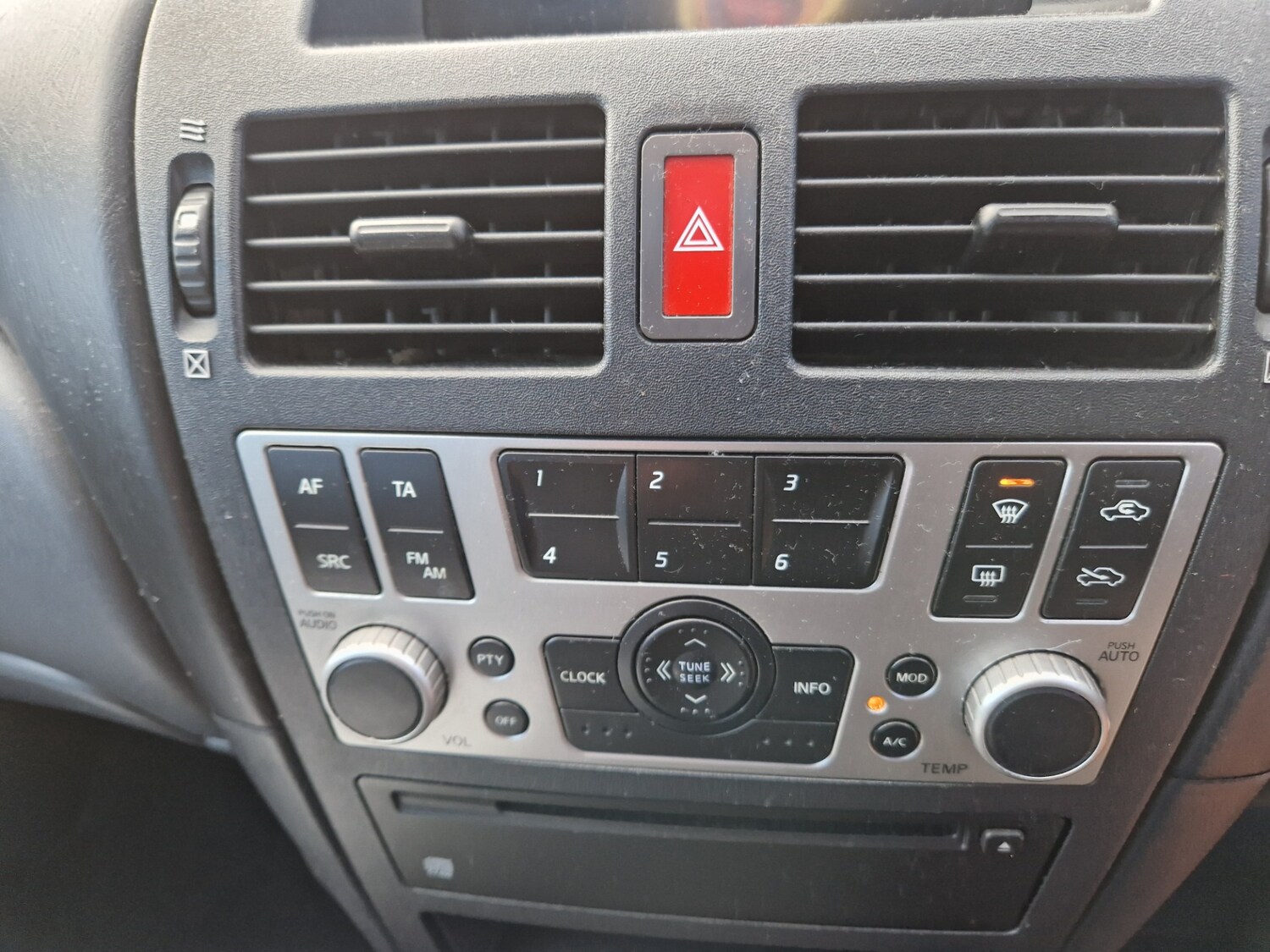 Used Nissan Almera 2005 for sale - 75134006: Photo 17