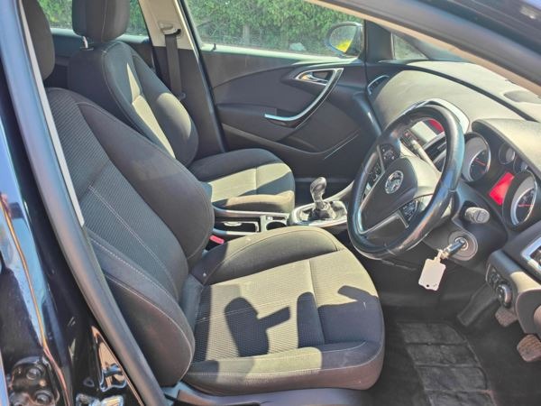 Used Vauxhall Astra 2011 for sale - 76172053: Photo 12