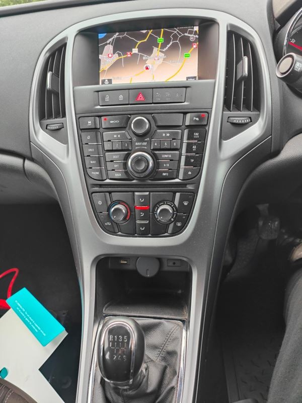 Used Vauxhall Astra 2015 for sale - 76161582: Photo 13