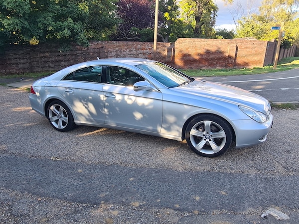 Used Mercedes-Benz CLS 2009 for sale - 73442241: Photo 10