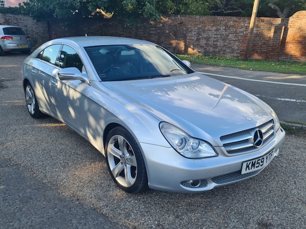 Used Mercedes-Benz CLS 2009 for sale - 73442241: Photo 1