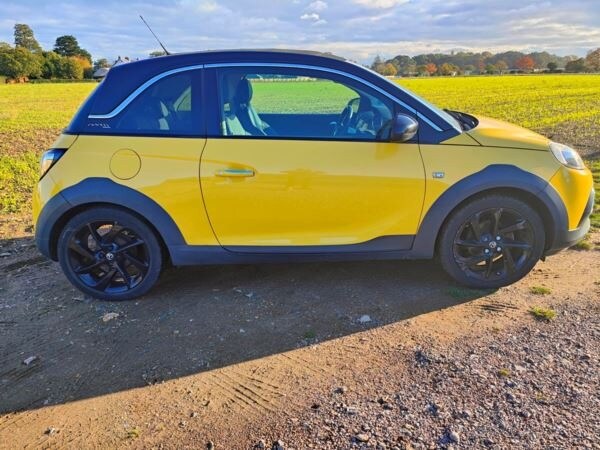 Used Vauxhall ADAM 2015 for sale - 76160923: Photo 9