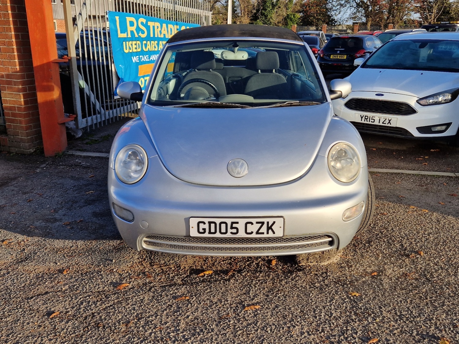 Used Volkswagen Beetle 2005 for sale - 78191050: Photo 2