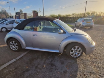 Used Volkswagen Beetle 2005 for sale - 78191050: Photo