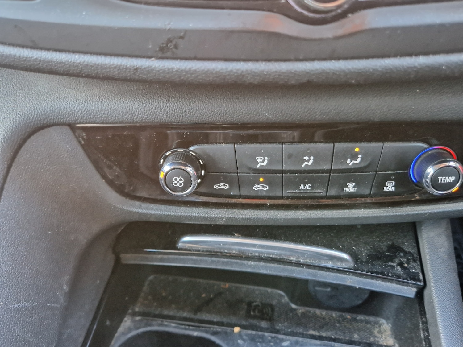 Used Vauxhall Insignia 2017 for sale - 76737983: Photo 14