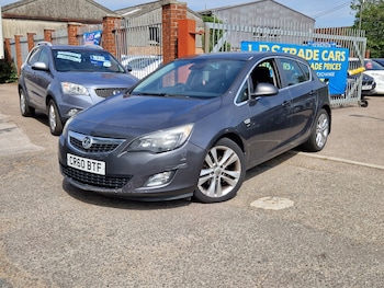 Used Vauxhall Astra 2010 for sale - 75284850: Photo 2