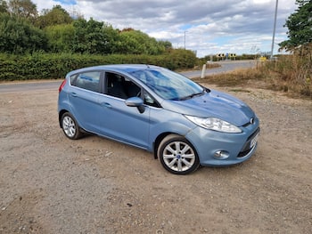 Used Ford Fiesta 2010 for sale - 79603983: Photo