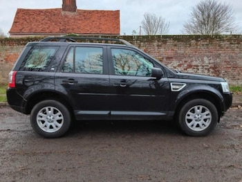 Used Land Rover Freelander 2010 for sale - 76177455: Photo