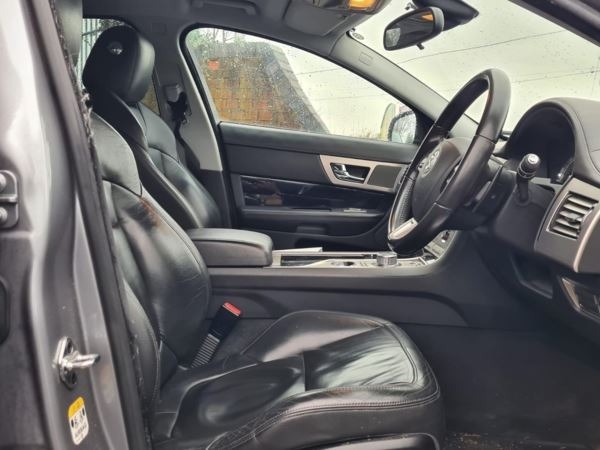 Used Jaguar XF 2009 for sale - 77492760: Photo 9