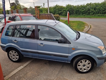 Used Ford Fusion 2010 for sale - 78281514: Photo