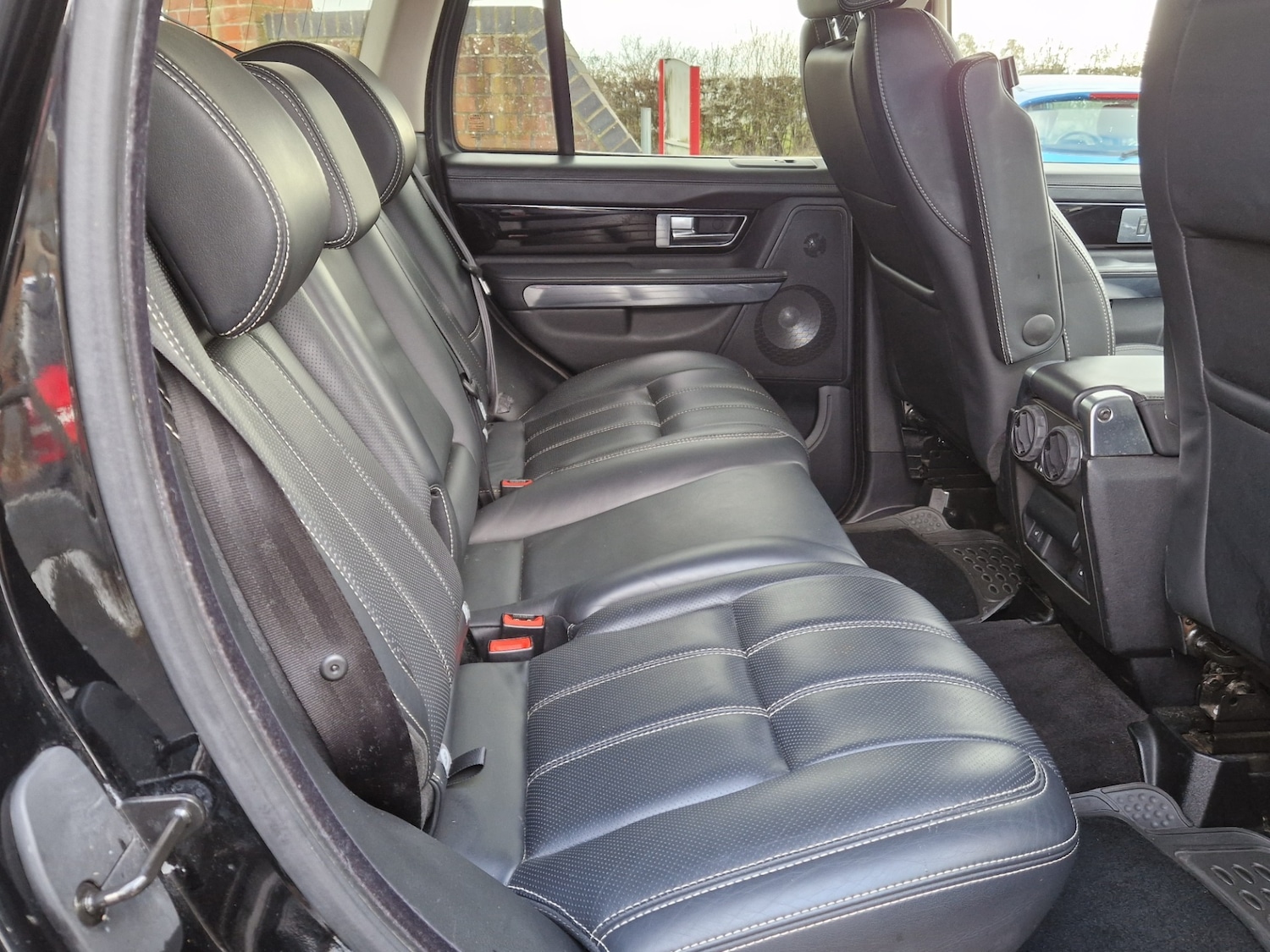 Used Land Rover Range Rover Sport 2011 for sale - 77434938: Photo 15