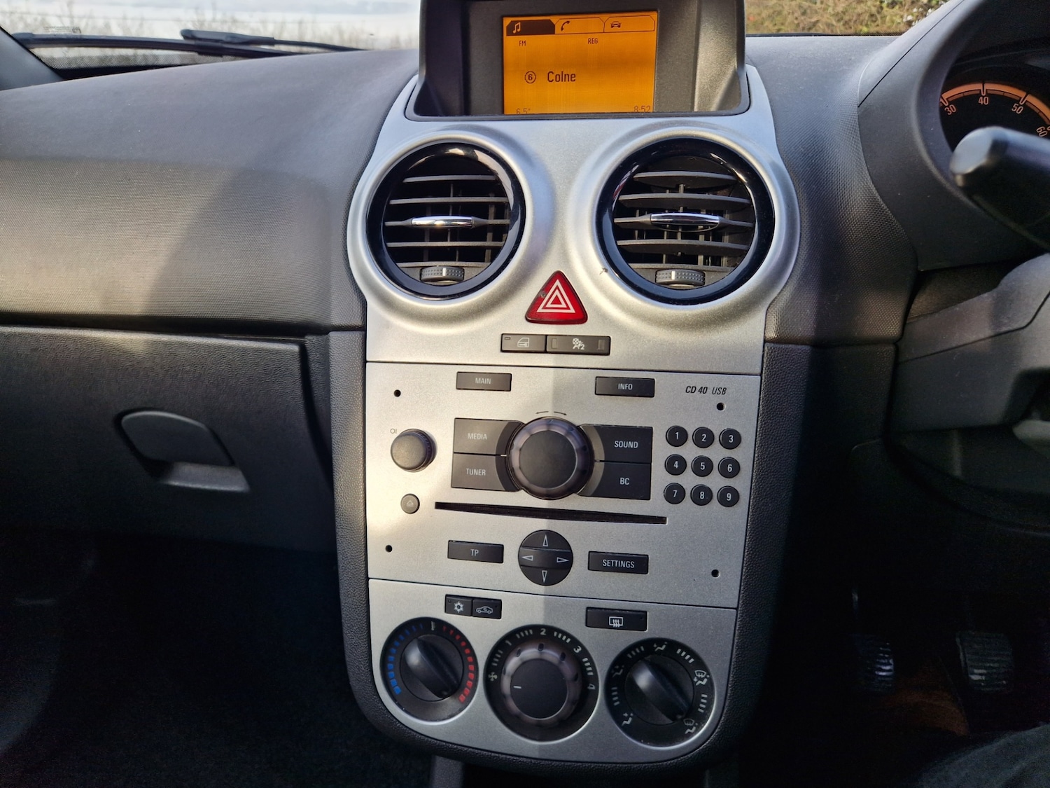 Used Vauxhall Corsa 2013 for sale - 77616206: Photo 17