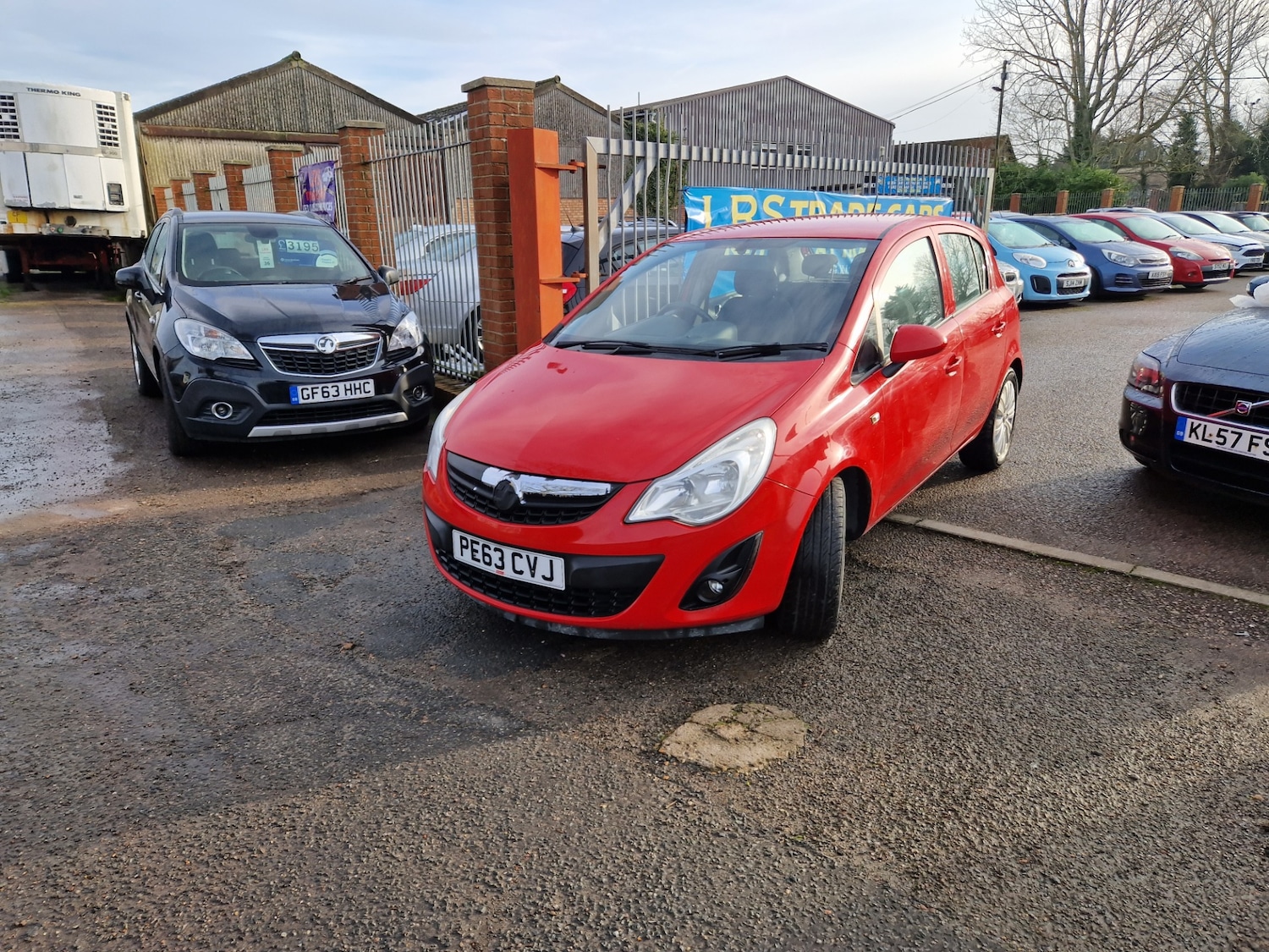 Used Vauxhall Corsa 2013 for sale - 77616206: Photo 2