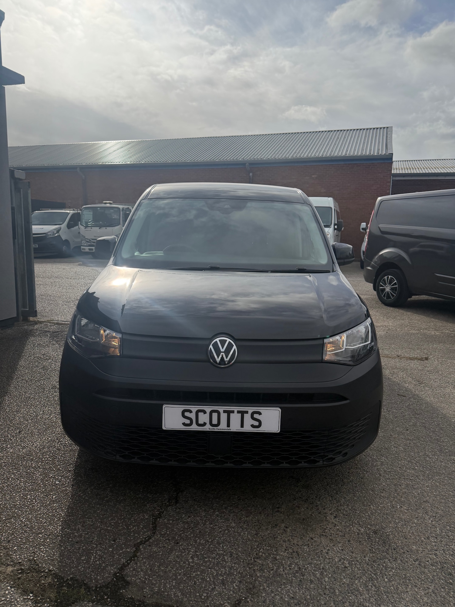 Used Volkswagen Caddy Maxi 2021 for sale - 78011903: Photo 2