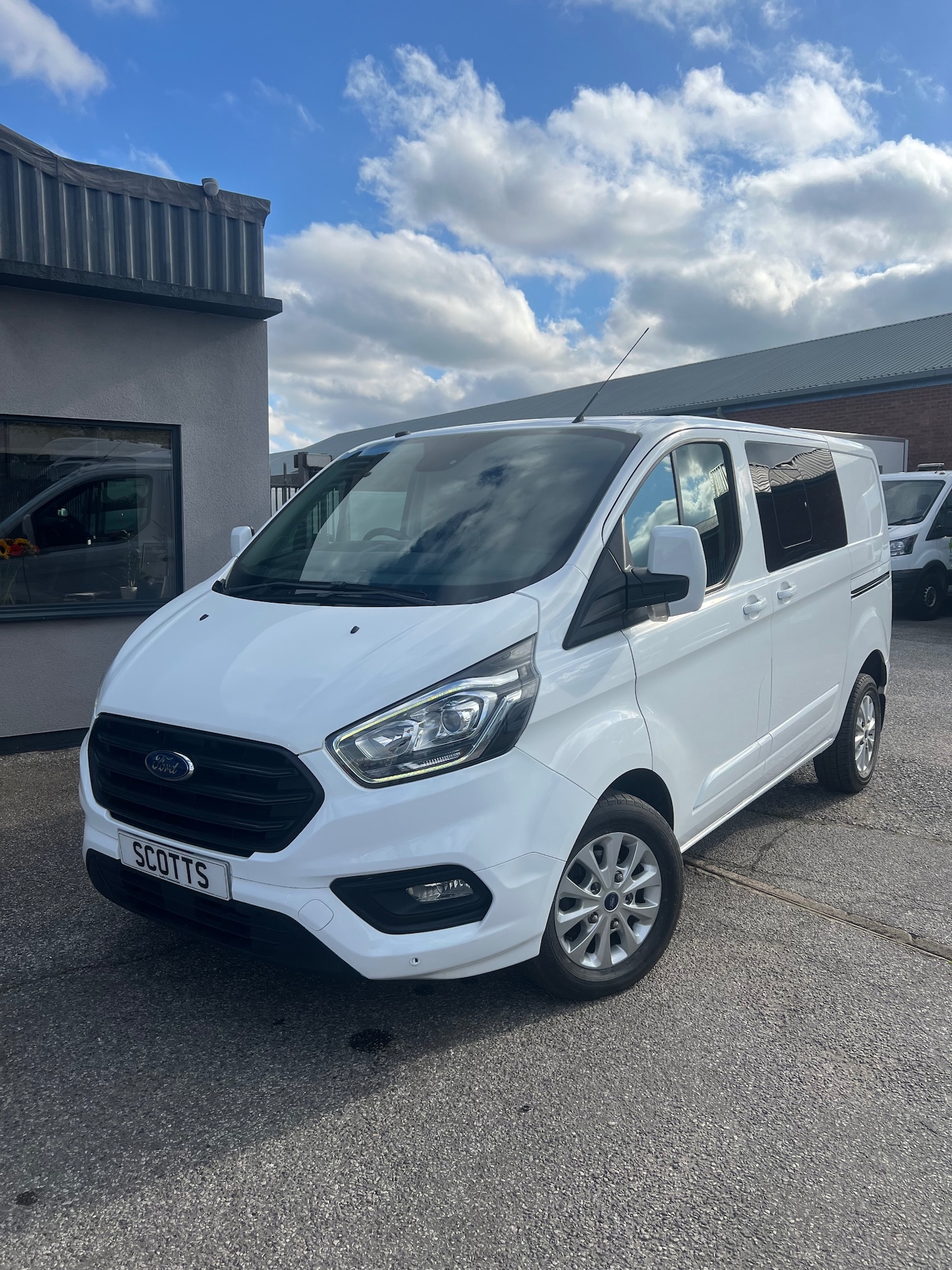Used Ford Transit Custom 2019 for sale - 76274846: Photo 1