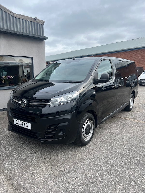 Used Vauxhall Vivaro 2023 for sale - 76157513: Photo 1