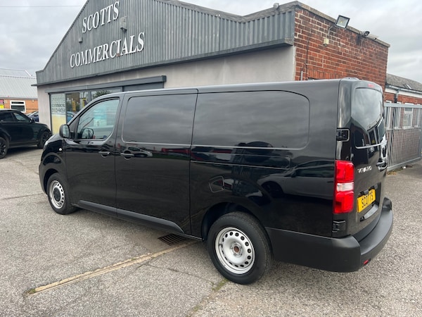 Used Vauxhall Vivaro 2023 for sale - 76157513: Photo 8