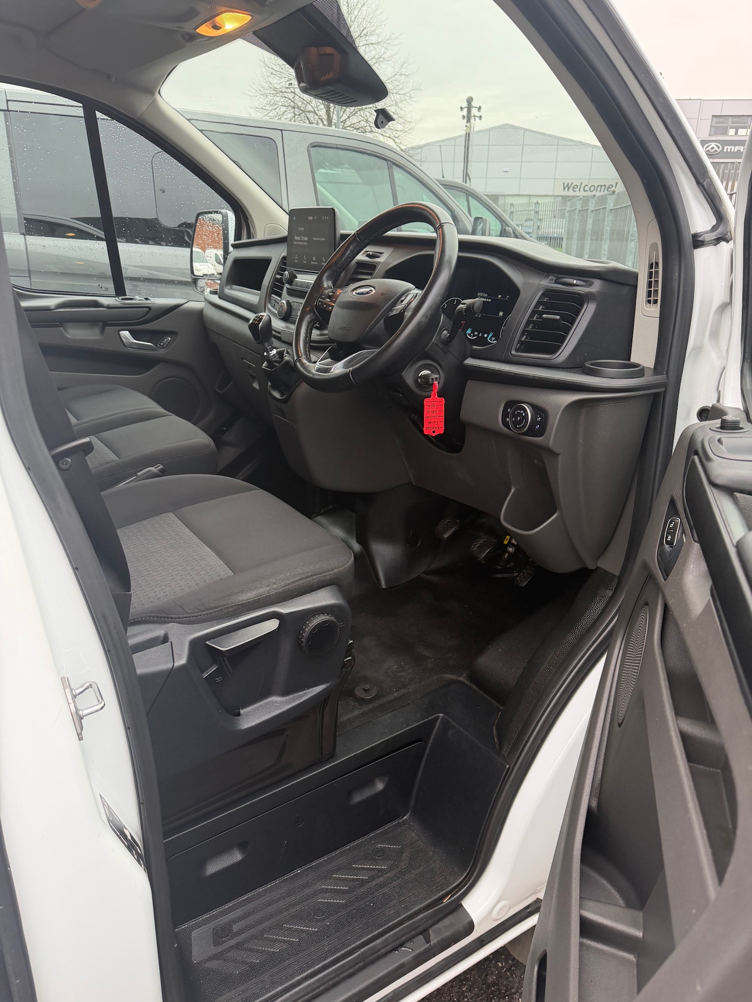 Used Ford Transit Custom 2021 for sale - 76643151: Photo 2